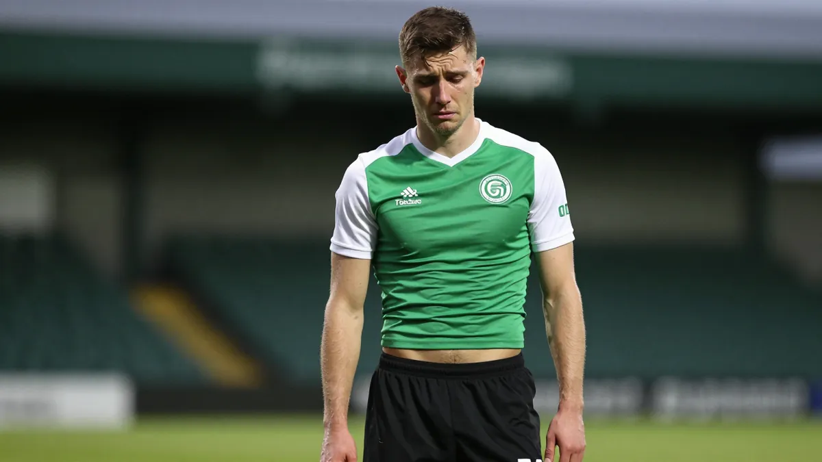 Carrick Rangers vs Glentoran Postponed: Premiership Fixture Delayed
