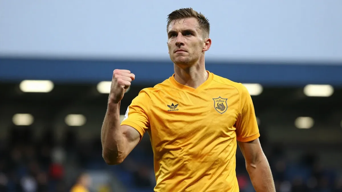 Carrick Rangers secured a narrow 1-0 away victory against Bangor in the Irish Premiership, a result that moves them up...